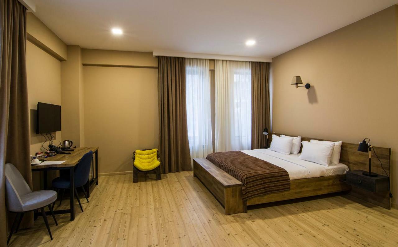 Boutique Hotel "Biotel" Tsqnet'i Экстерьер фото