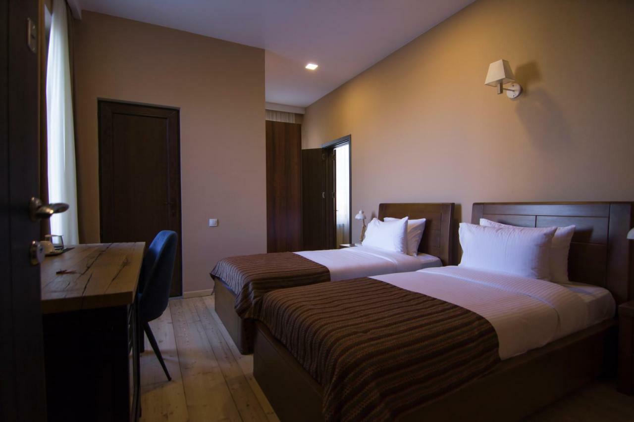 Boutique Hotel "Biotel" Tsqnet'i Экстерьер фото