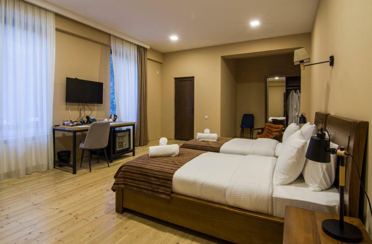 Boutique Hotel "Biotel" Tsqnet'i Экстерьер фото